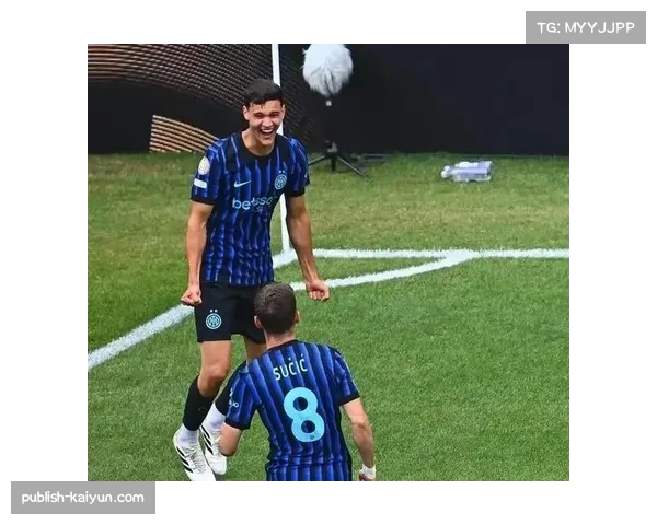 国际米兰半场两球领先克雷莫内塞劳塔罗与博尼各自破门展现强势锋线